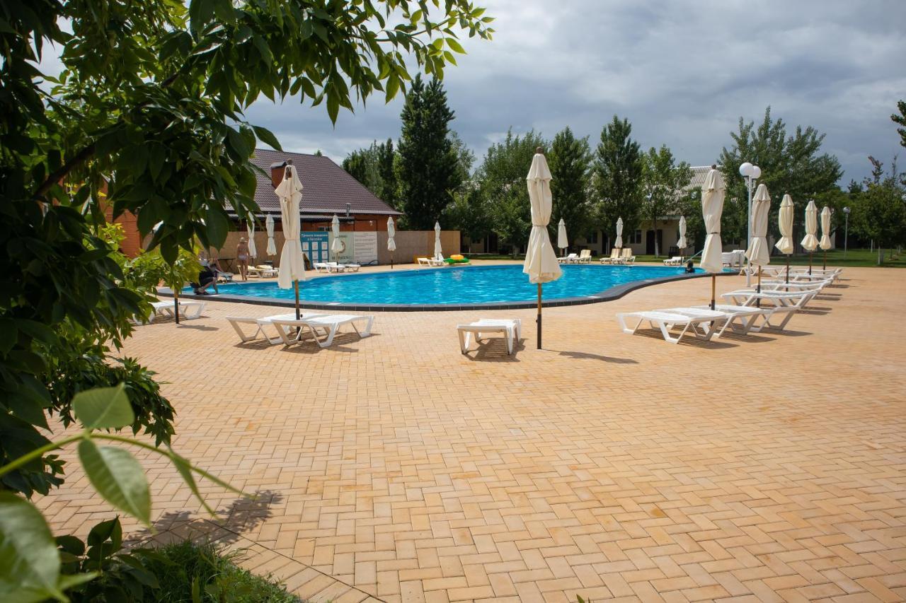 База Відпочинку "Сонячна" Primorskoje Exterior foto